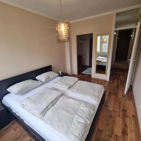 Hawaii- 2 Bdr, Arena, Sava Centar, Free Parking Lägenhet Belgrad Exteriör bild