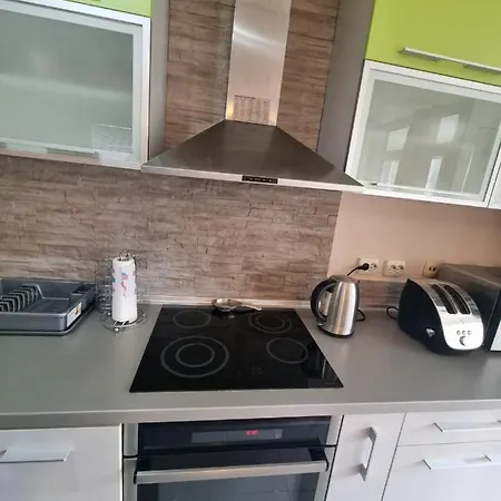 Hawaii- 2 Bdr, Arena, Sava Centar, Free Parking Lägenhet Belgrad Exteriör bild