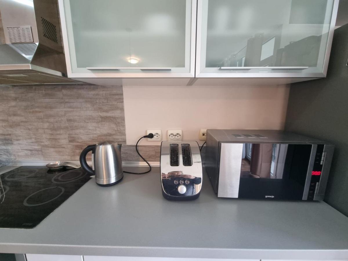 Hawaii- 2 Bdr, Arena, Sava Centar, Free Parking * Belgrad