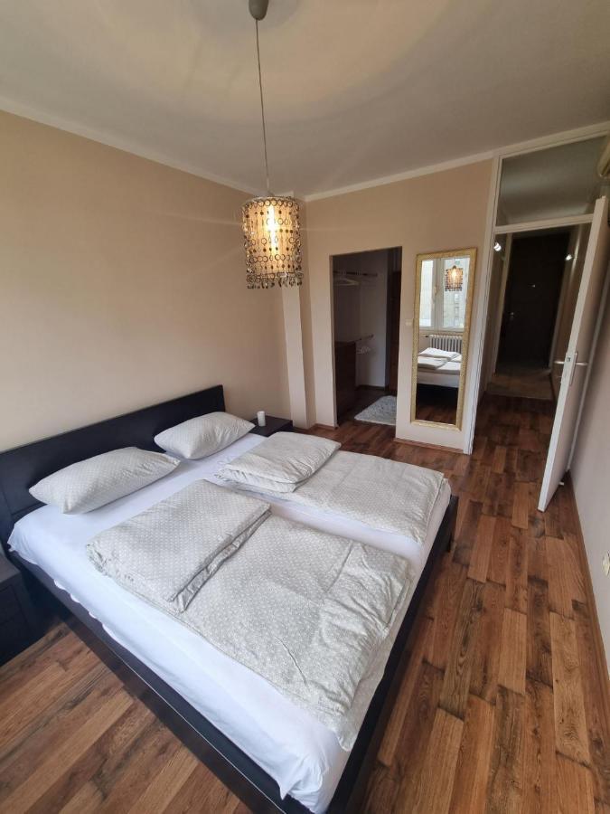 Hawaii- 2 Bdr, Arena, Sava Centar, Free Parking Lägenhet Belgrad