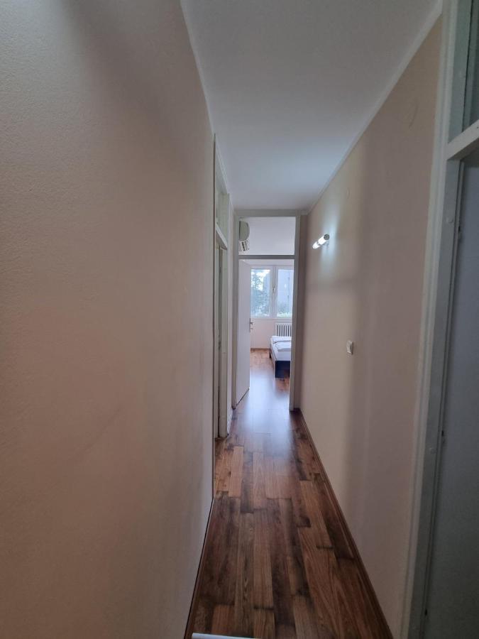 Hawaii- 2 Bdr, Arena, Sava Centar, Free Parking * Belgrad